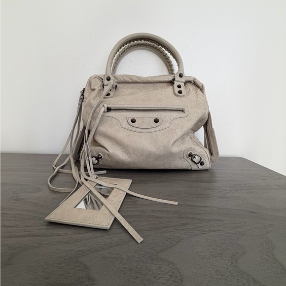 Balenciaga Motocross Classic Bowling Bag | Neutral Lambskin - Picture 2 of 7